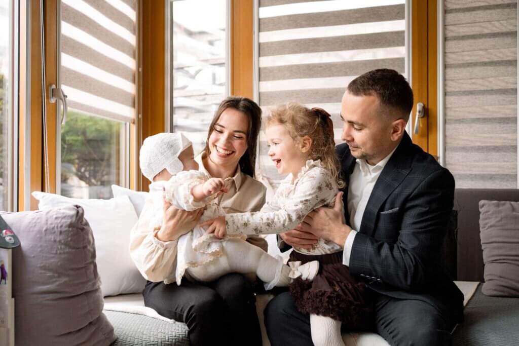 Rodzinna sesja z reportażu Chrztu