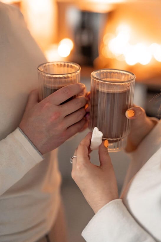 A toast with Christmas hot chocolate — home Christmas session